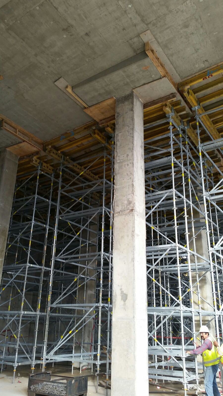 The design called for special towers for the column capitals