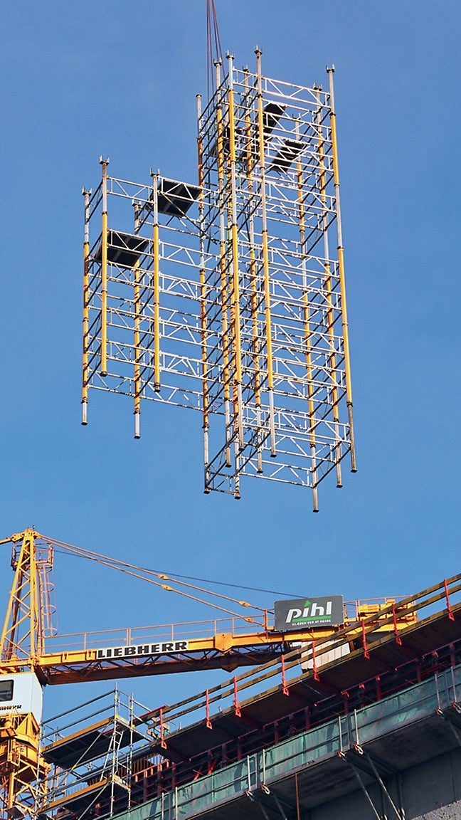 MULTIPROP tårne flyttes nemt med kran