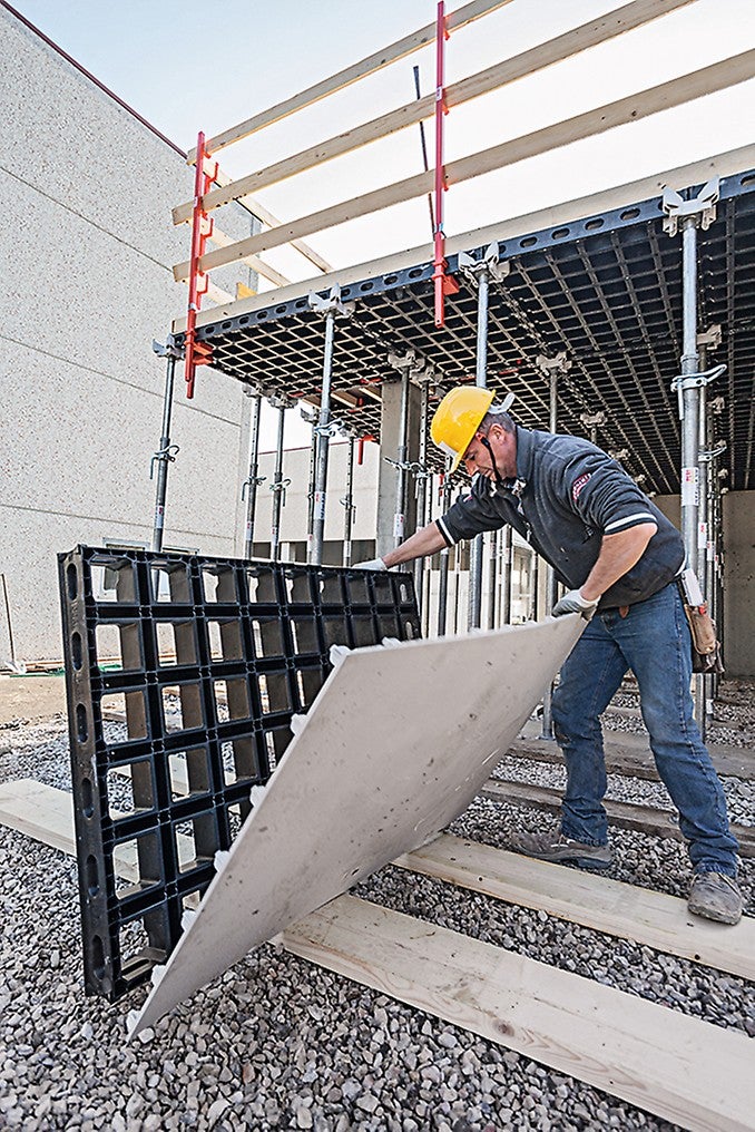 Une réparation simple et efficace du coffrage manuportable DUO