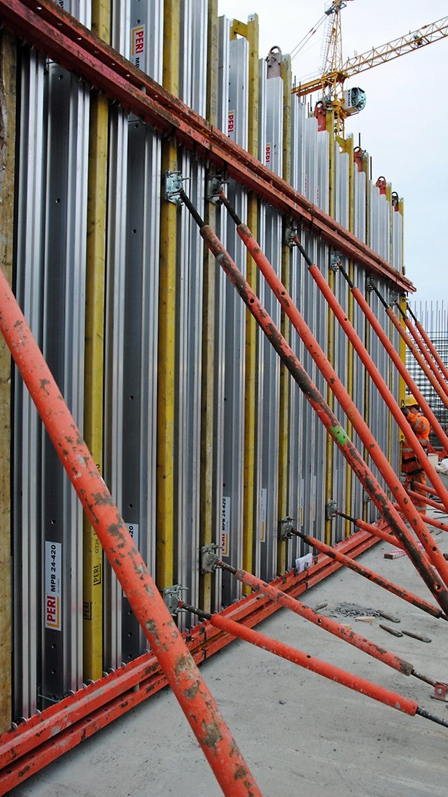 VARIO forme med MPB-24 alu-dragere (grå) og GT 24 trædragere (gule). 