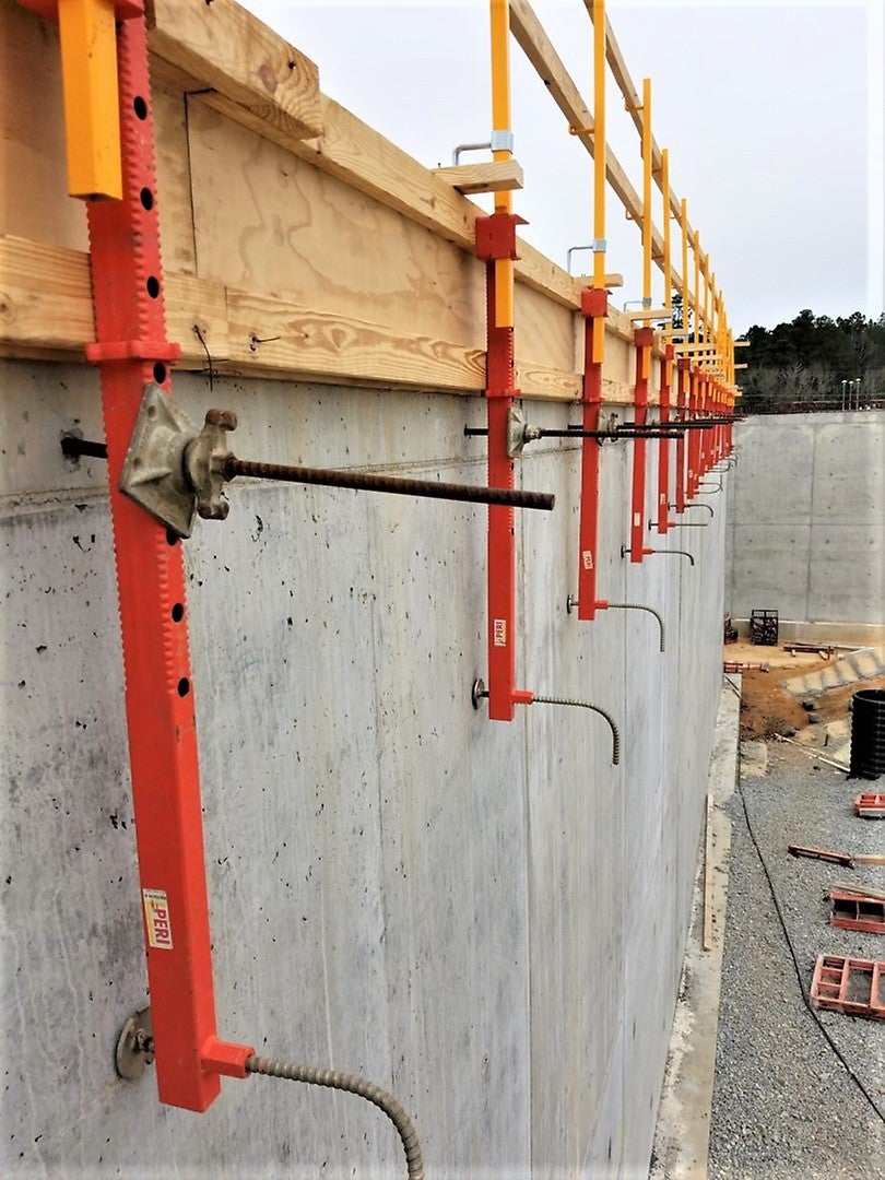 The Slab Stopend Bar was used to form the elevated slab edge when no outside walkway was necessary. This keeps the area secure with minimal effort to install and plumb the slab edge.