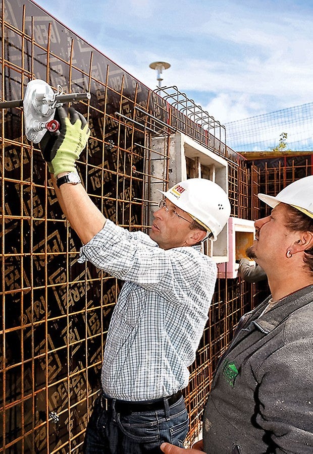 The sales engineer is the first contact person - also if there are questions regarding the use of equipment on the jobsite.