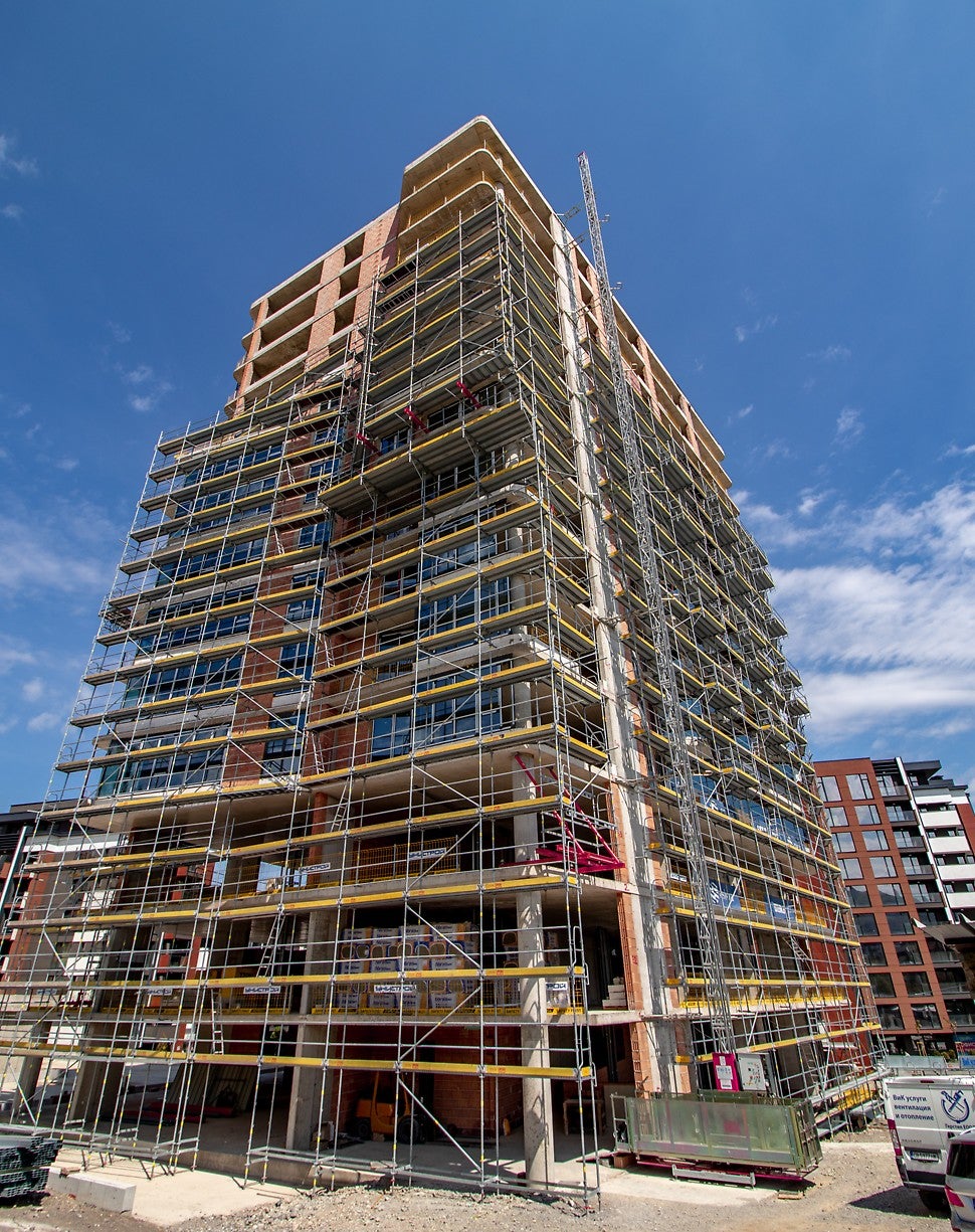 Съчетанието на различни системи от продуктовото портфолио на PERI позволява бързо, лесно и безопасно обезпечаване на изискванията на обекта