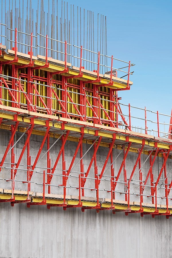 系统的高承载能力，不仅减少了锚固组件的数量，还能够显著提高工程的经济性。