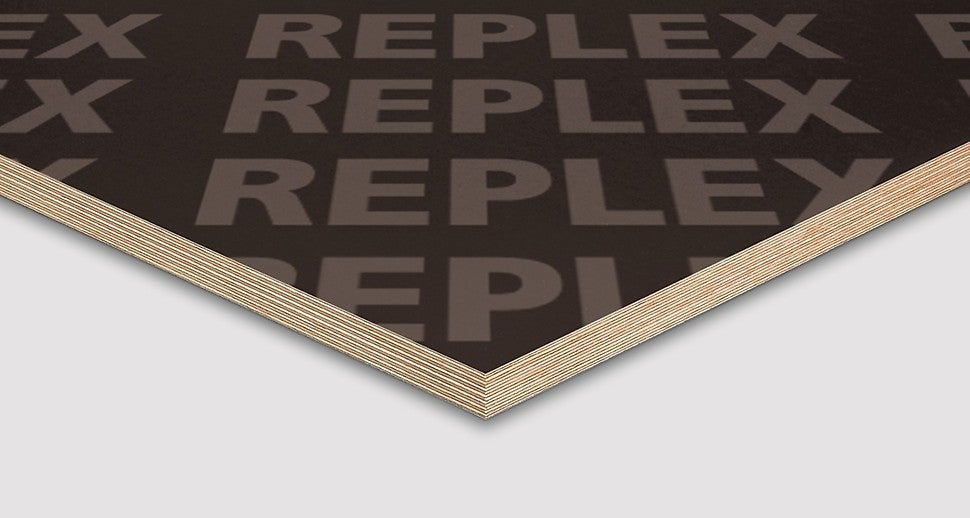 Azijska oplatna ploča, sa središnjim delom izrađenim od slepljenih toplovi šperploča i sa topolovim furnirima na licu i naličju