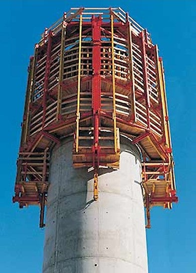 Il sistema di casseforme a ripresa autosollevante PERI ACS ha rivelato tutti i suoi vantaggi: in questo impiego oltre l&#039;80% dell&#039;attrezzatura utilizzata era standard