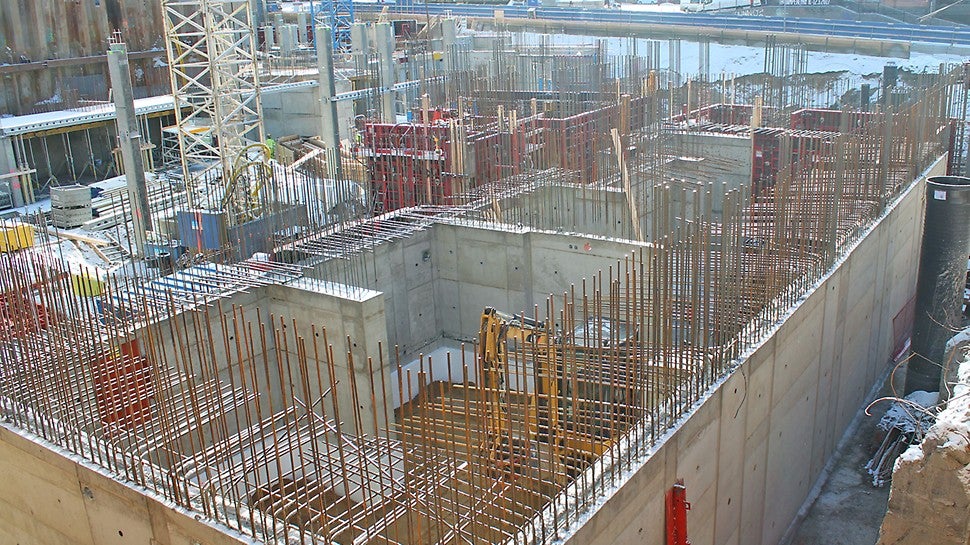 Luminaryn 21-kerroksisen asuintornin paikallavalutyöt olivat lopputalvesta 2017 edenneet jo maan pinnalle.