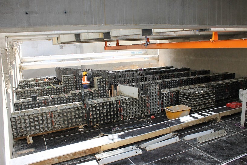 Coffrage des poutres avec les panneaux DUO sur plancher réalisé en SKYMAX - 1<br/>