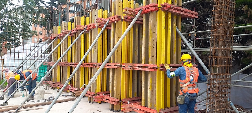 Sistema de encofrado para muros y columnas Vario VT-20