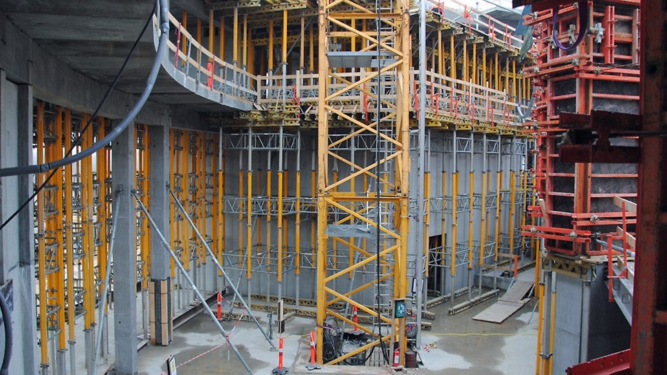 Multiproptårne til understøtning af betondæk 