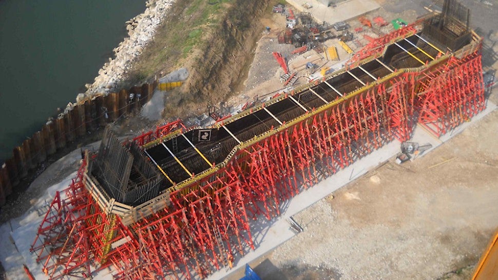 PERI è stata scelta per la realizzazione del ponte strallato sul fiume Bacchiglione a Colzè di Montegalda (VI)