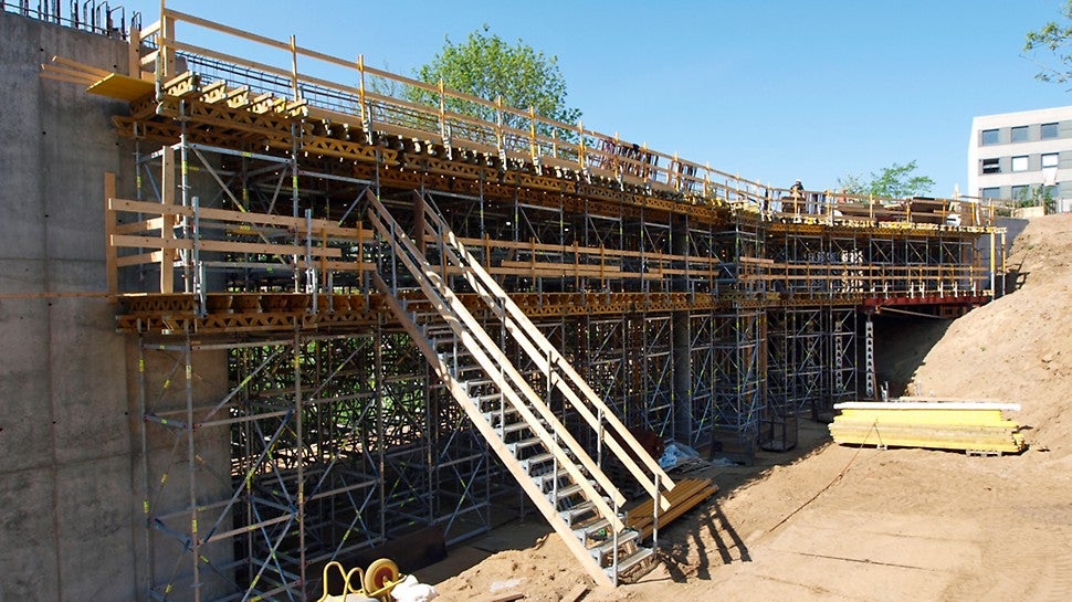 Varbergparken - Komplet opstilling med et ekstra niveau med arbejdsdæk. 