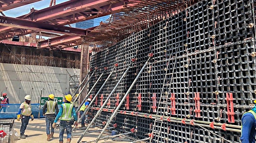 DUO are used to cast the 22 m by 5.4 m exterior wall.