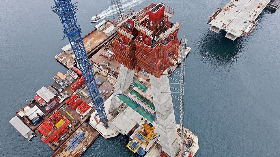 A ponte Lekki Ikoyi em Lagos é a primeira ponte de cabo na Nigéria.