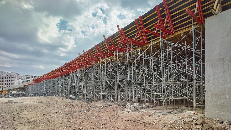 Narlıdere Şelale Köprülü Kavşağı