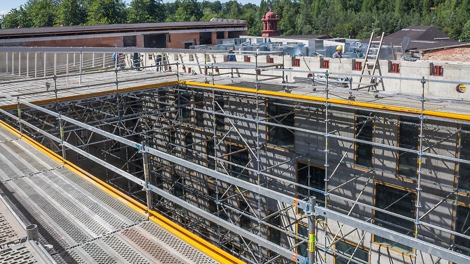 Lešení PERI UP Rosett Flex: Největší bezpečnost a produktivita