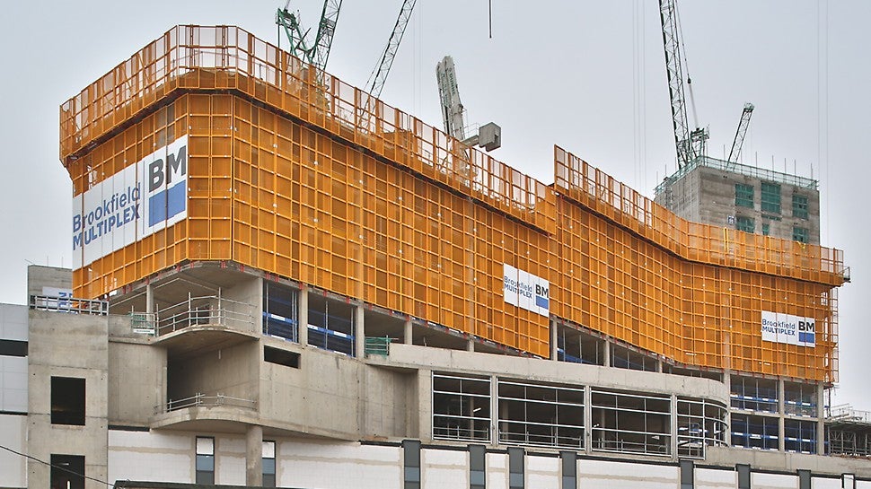 The close mesh panels provide a safe and secure enclosure whilst still allowing light to penetrate