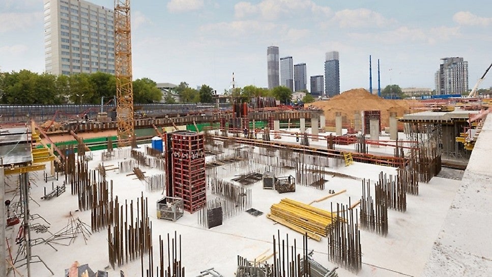 Специалисты PERI оказали качественную инженерную поддержку: подготовка технологических карт, сборочные чертежи, раскладка опалубки с учетом имеющегося в парке у клиента оборудования.