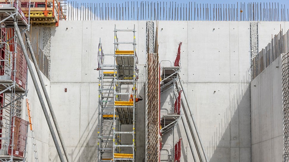 We offer you seamless, optimally coordinated formwork and scaffolding solutions and digital tools for your projects. We offer many of the solutions for purchase or hire so that you can organise your projects flexibly.