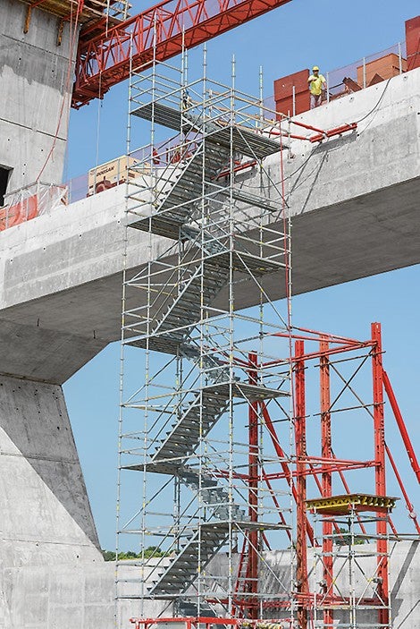 PERI UP Stair Towers provided safe access to the working areas during all stages of construction.
