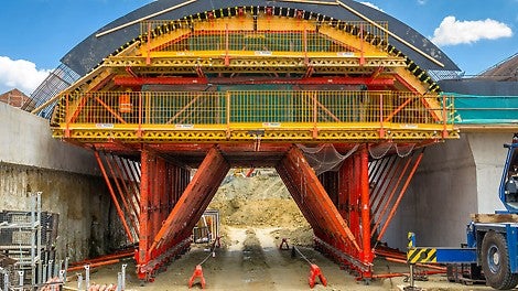 Tunel dužine 278 m zajedno sa novih 12 km deonice auto-puta Miloš Veliki će značajno rasteretiti saobraćaj kroz Čačak