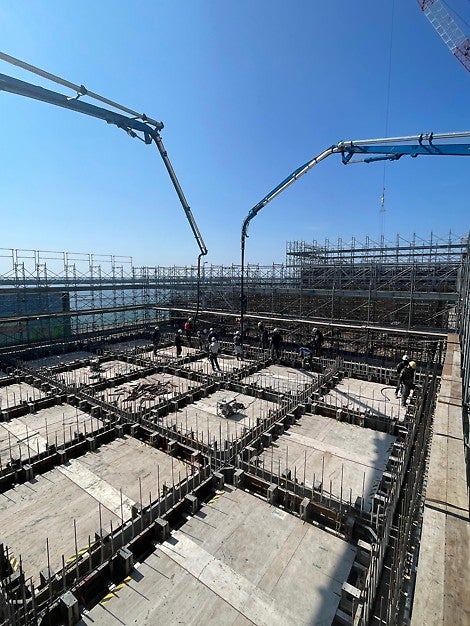 高知港三里地区防波堤（南）工事