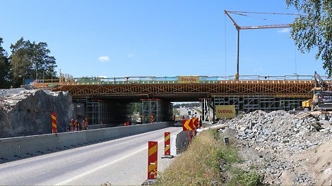 267 Rotebroleden i Stockholm är en förbindelselänk mellan E18 Stäket och E4 Rotebro