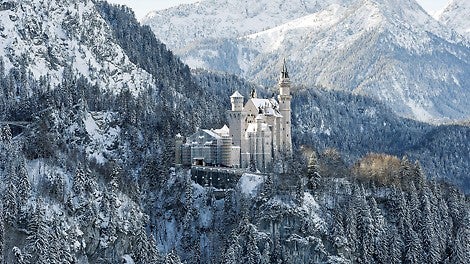 Neuschwanstein Castle is one of Germany&#039;s most famous sights. Every year around 1.5 million tourists from all over the world visit the cultural monument near Füssen.