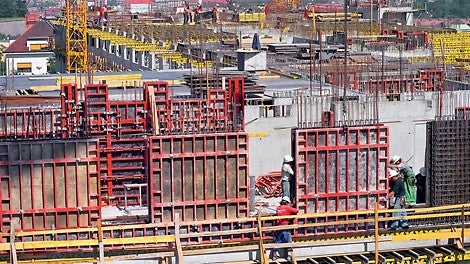 &lt;p&gt;Rekonstrukce Kongresov&amp;eacute;ho centra v Praze vyžadovala dod&amp;aacute;n&amp;iacute; velk&amp;eacute;ho množstv&amp;iacute; různ&amp;yacute;ch syst&amp;eacute;mů bedněn&amp;iacute; a pružnou spolupr&amp;aacute;ci.&lt;/p&gt;<br/>