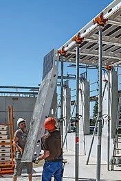 On account of the low weight and the ergonomic handling features, no more than two persons are required for the SKYMAX installation process.