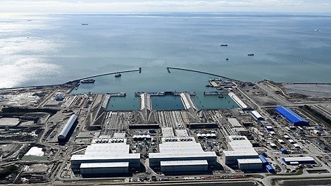 After the production of the segments, they are transported on the sea and lowered at their final spot.<br/>(Photo: Femern A/S)