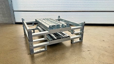 Dank ihrer zerlegbaren und stapelbaren Konstruktion ermöglicht die Vario Box eine effiziente Lagerung und Transport.