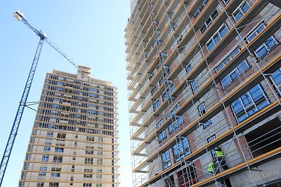 Изграждане на скеле, с височина до 60 м.<br/>Клиент: Електрисити ЕООД