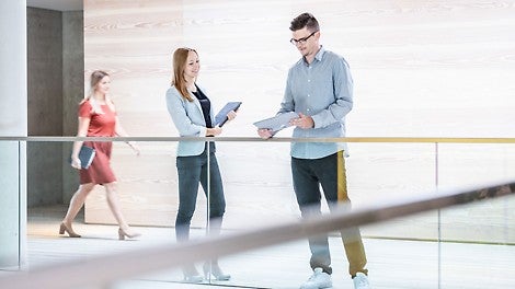 In unserem Karriere Newsletter versorgen wir Sie regelmäßig mit Informationen zu neuen Stellenangeboten, Karriere Events sowie aktuellen Projekten.