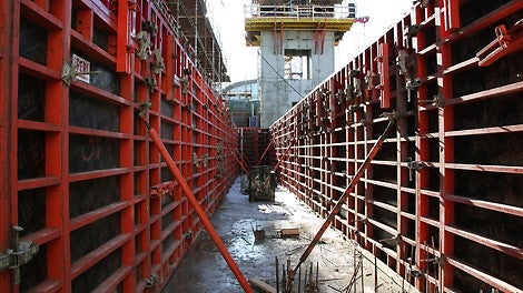 Musiikkitalossa käytettiin sekä TRIO- että MAXIMO-järjestelmämuottia. Nykyään valikoimassamme Suomessa on en&#039;ää moderni MAXIMO.