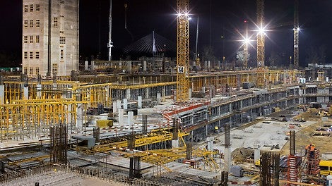 In order to meet the tight construction schedule, work continued day and night with great dedication on the part of site personnel and impressive amounts of materials.