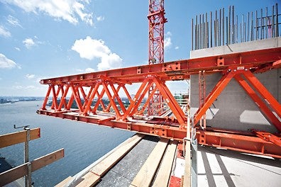 Einfache Montagetechniken, wie etwa das Verbinden mittels Passbolzen, oder das Anpassen über Spindeln, reduzieren den Arbeits- und Montageaufwand<br/>