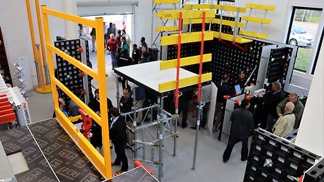 Customers had the opportunity to see and learn about the latest technologies and products in formwork and scaffolding technology in the new exhibition hall.