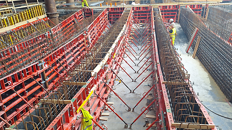 Casseratura per la costruzione delle pareti secondarie nel cantiere della nuova Stazione AV di Firenze
