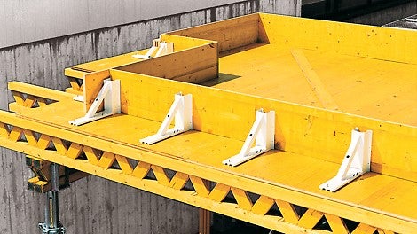 Angolare in alluminio per il disarmo di bordi di solai e l&#039;armo di travi ribassate fino ad un&#039;altezza massima di 40 cm 