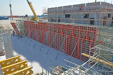 The walls of this TSE Storage Tank are being poured with TRIO wall formwork