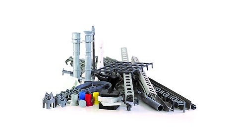 Plašs sortiments ar veidņošanas palīgmateriāliem.