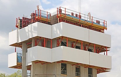 Kvaliteetsem betooni pind, korrapärane tõmbiavade ning vuukide paiknemine.