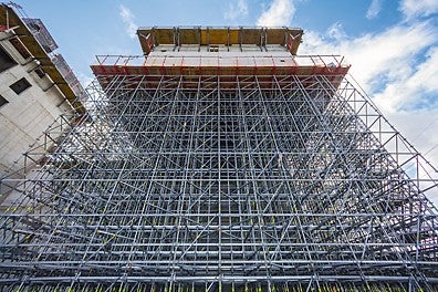 Durch die optimale Positionierung der Stiele entsprechend der jeweiligen Lastsituation ist hohe Materialauslastung möglich.<br/>