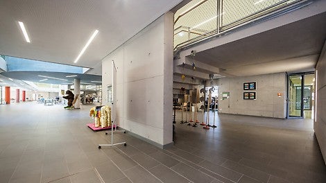 Der Bau vereinigt die hohen Ansprüche bezüglich Barrierefreiheit und Sicherheit mit einer harmonischen Architektur.