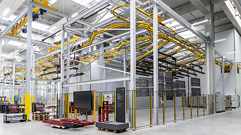 In unserer neuen Anlage findet das mehrstufige Beschichtungsverfahren statt. 