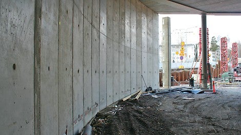 Kaarevat seinät saatiin aikaan MAXIMO-järjestelmällä puukiiloja apuna käyttäen.