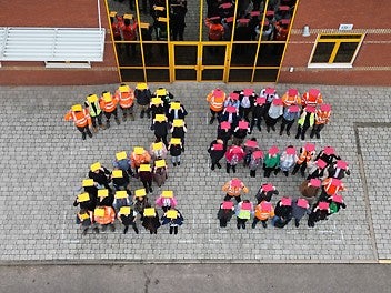 PERI celebrates 25 years of Rugby headquarters