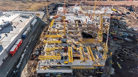 V lete 2016 sa začala výstavba dlho očakávaného dvojpodlažného nákupného centra EPERIA Shopping Mall v Prešove. Počas prvej fázy vznikne 95 obchodných priestorov na celkovej ploche 22 000 m².