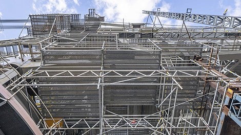 Montáž rypadla pro důl Bílina